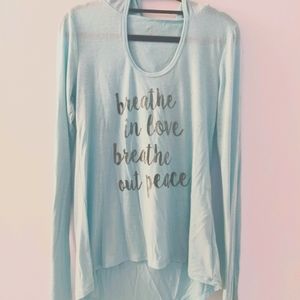 Long sleeve yoga hooded shirt medium
